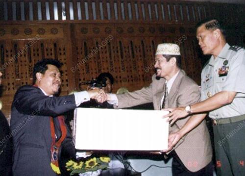 ML01-04_05_2000_BANTUAN_07012016
