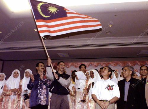 ML03-27_08_00_UNTUK_MU_MALAYSIA_12012016