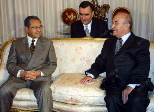 MAHATHIR MOHAMAD