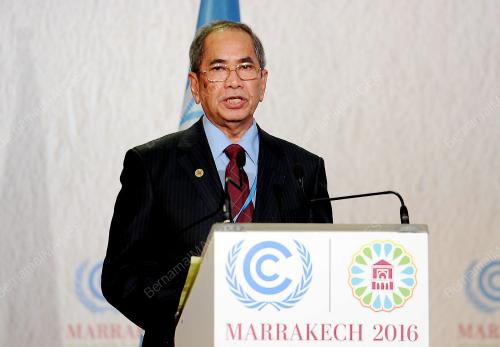 MRC04_16112016_JUNAIDI_COP22