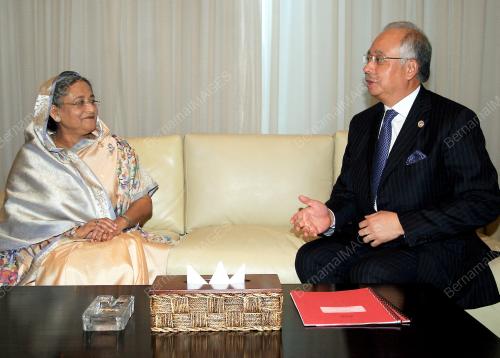 NAJIB TUN RAZAK