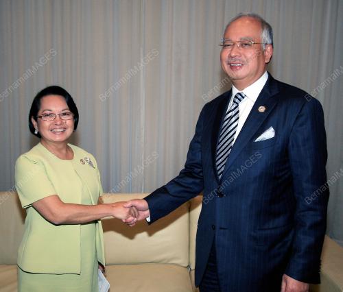 MOHD NAJIB TUN ABDUL RAZAK