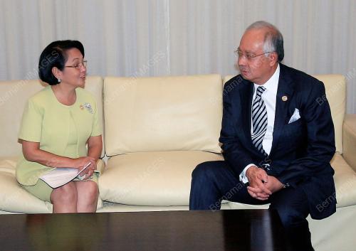 MOHD NAJIB TUN ABDUL RAZAK