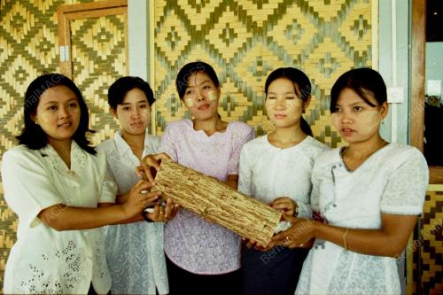 MYANMAR2_21012016