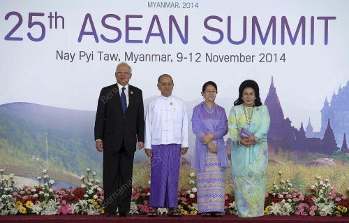 MYR01_12112014_PM_ASEAN
