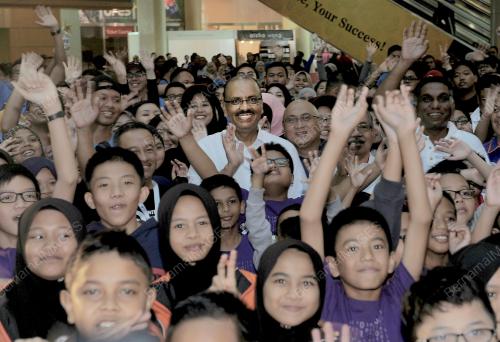 NBOS13_14082016_PELANCARAN