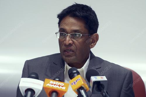 NLD05_30072014_PC_MENTERI