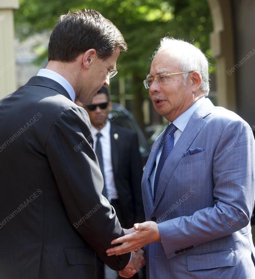 NLD09_31072014_PM_DUA_HALA