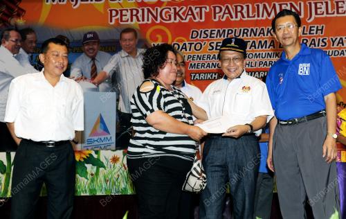 NS01_01022013_TAHUN_BARU