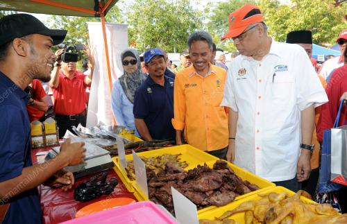NS01_01032015_ISMAIL_PASAR
