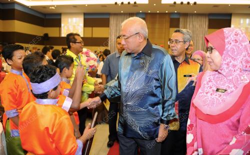 NS01_01102015_KEM_PERPADUAN
