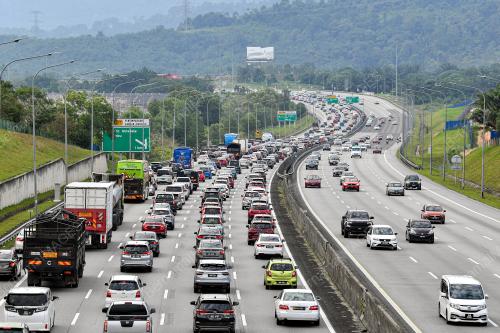 LEBUHRAYA UTARA-SELATAN (PLUS)