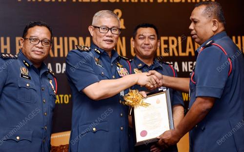 DATUK HAMDAN WAHID