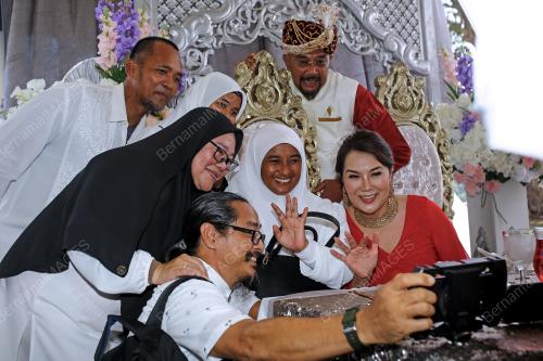 DATUK RAS ADIBA RADZI