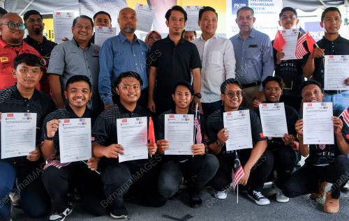 ADAM ADLI ABD HALIM