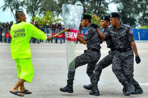 KADET PEGAWAI IMIGRESEN
