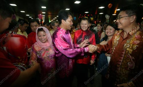 NS01_04022011_RUMAH_TERBUKA