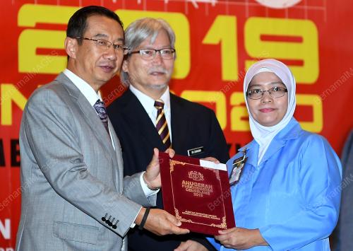 DATUK DR CHEN CHAW MIN