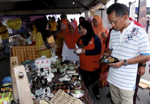 NS01_05052012_SHAZIMAN_KEM
