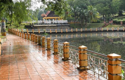SEKATAN PERGERAKAN PENUH