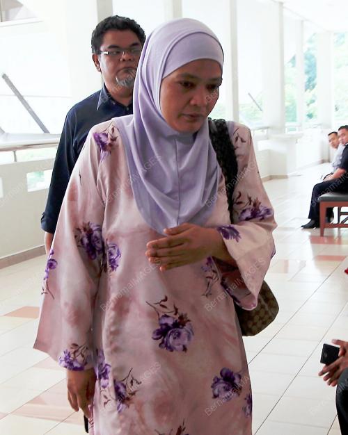 NS01_05112014_KES_MAHKAMAH