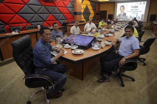 DATUK JALALUDIN ALIAS