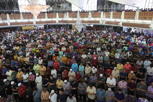 SOLAT JUMAAT PERTAMA BULAN RAMADAN