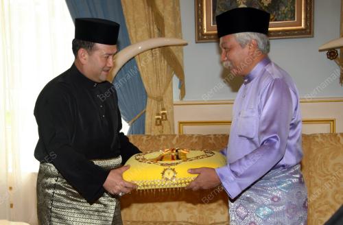 TUANKU MUHRIZ IBNI ALMARHUM TUANKU UNAWIR