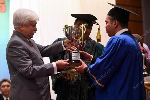 NS01_07042018_GRADUASI_SMSTM