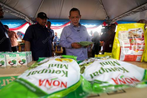 DATUK SERI AMINUDDIN HARUN
