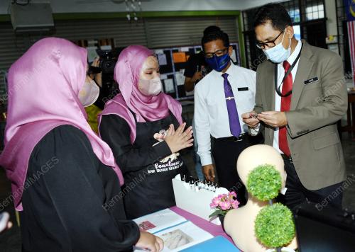 MOHAMAD ZAIDI ISHAK