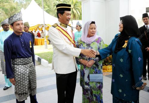NS01_09022012_TUANKU_PINGAT
