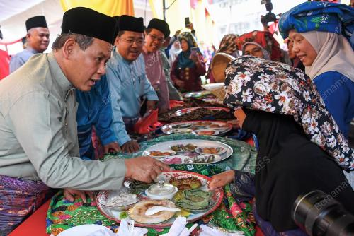 DATUK SERI AMINUDDIN HARUN