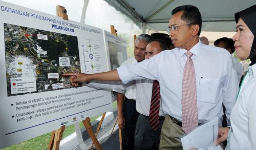 DATUK SERI SHAZIMAN ABU MANSOR
