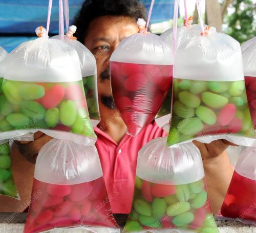 BUAH BELULUK