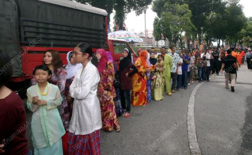 RUMAH TERBUKA