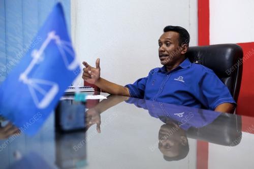 DATUK MOHD ISAM MOHD ISA