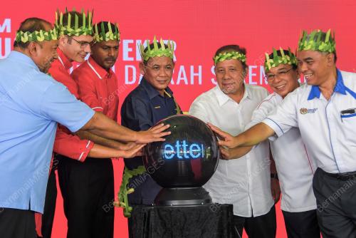 DATUK SERI AMINUDDIN HARUN