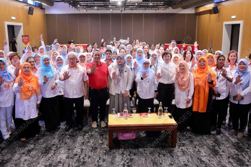 DATUK SERI AMINUDDIN HARUN
