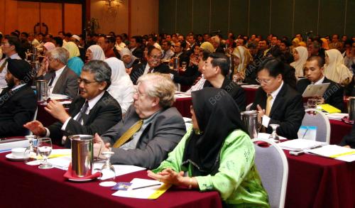 SIMPOSIUM USP