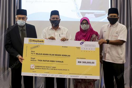 DATUK DR ABDUL AZIZ SHEIKH AB KADIR