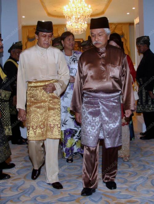 TUANKU MUHRIZ IBNI ALMARHUM TUANKU MUNAWIR