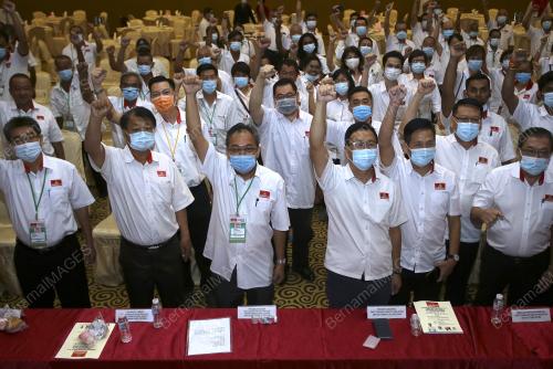 DATUK DR DOMINIC LAU HOE CHAI