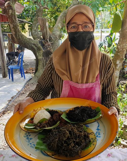 NASI LEMAK