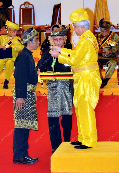 NS01_14012016_TUANKU_MUHRIZ