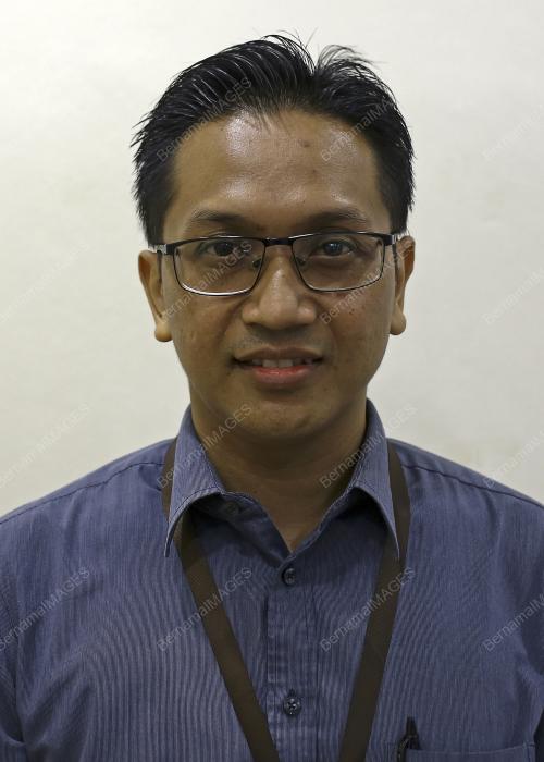 DR FIRDAUS CHE ROS
