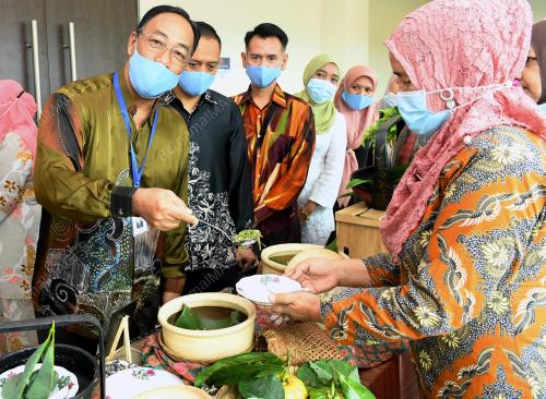 DATUK MOHAMAD YASID BIDIN