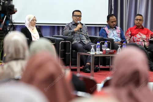 ROSLAN MAT NONG