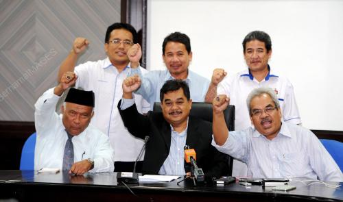 NS01_15042015_ADUN_SOKONG