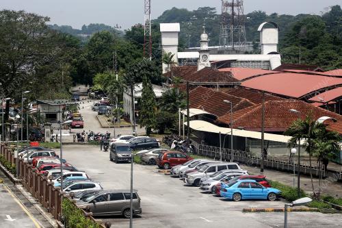 PERKHIDMATAN TREN KHAS KTMB